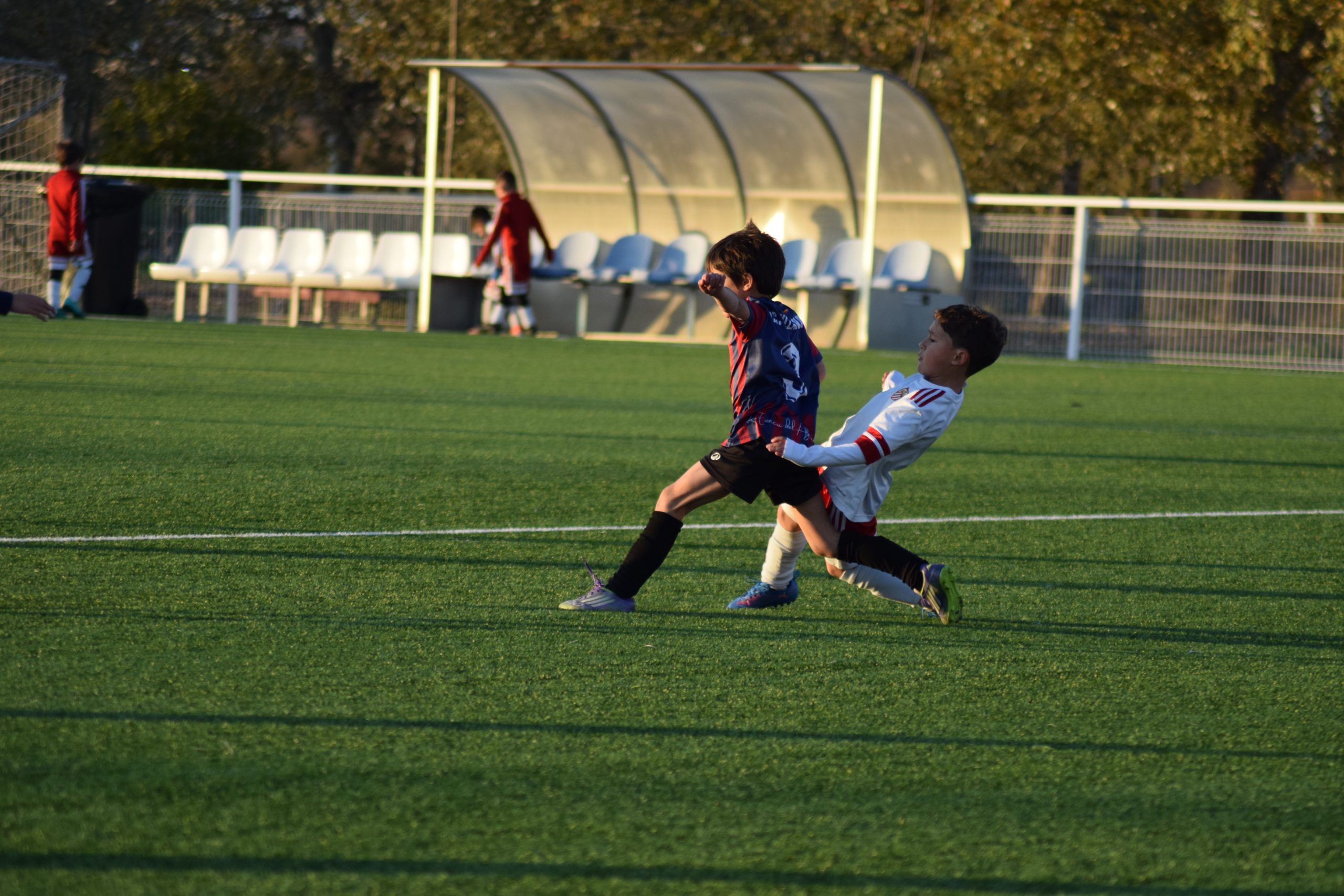 Convivencia formativa entre la Sevilla FC Academy y el Atlético Villanueva