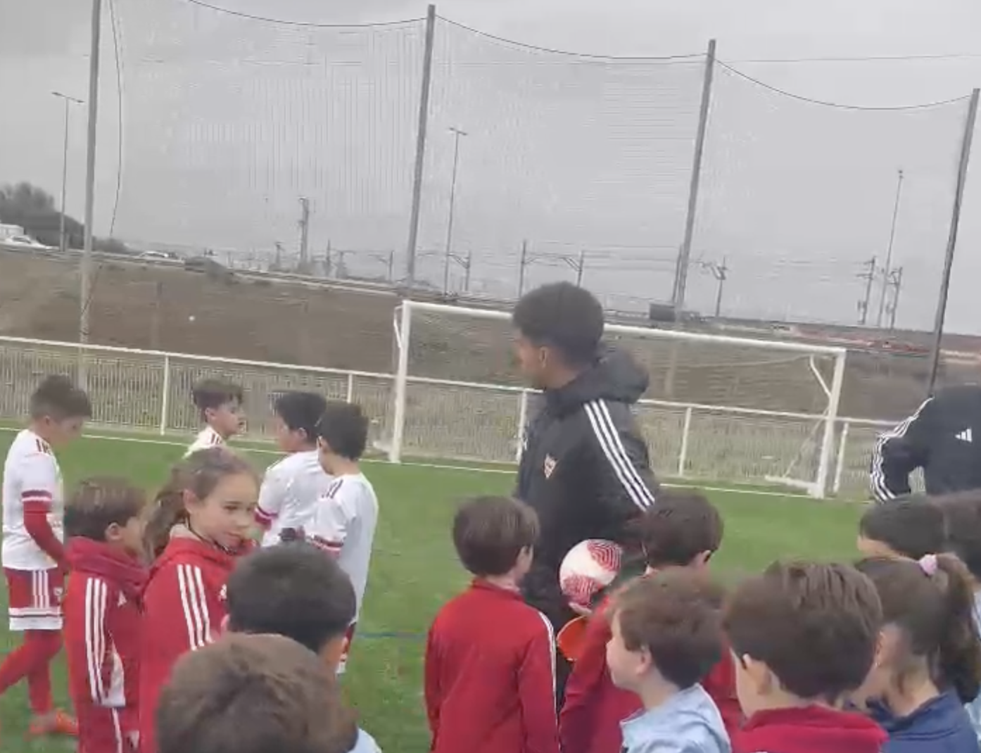 Educational sports day between Sevilla FC Academy and Atlético Oromana