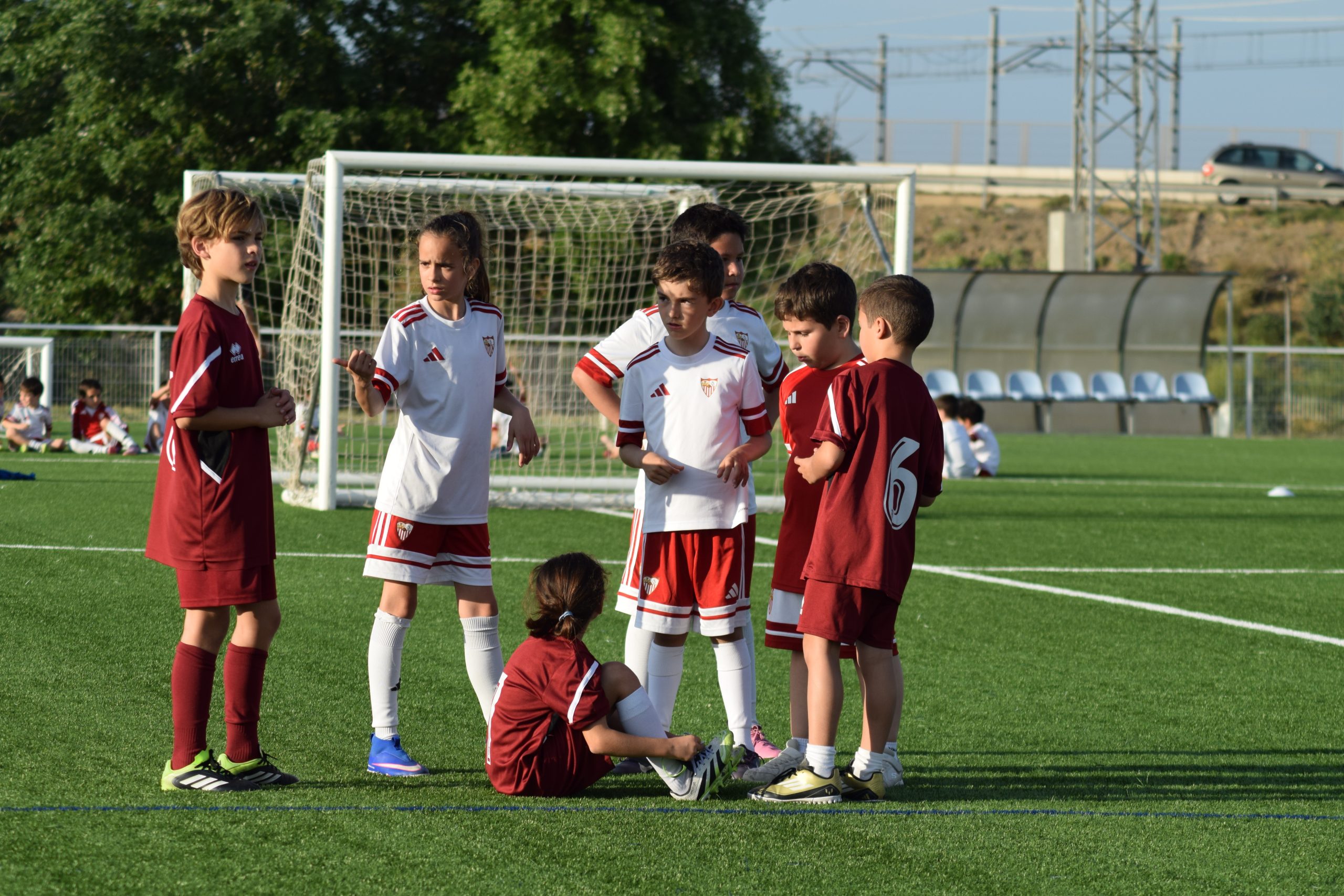 SAGE College vive su segunda convivencia con la Sevilla FC Academy