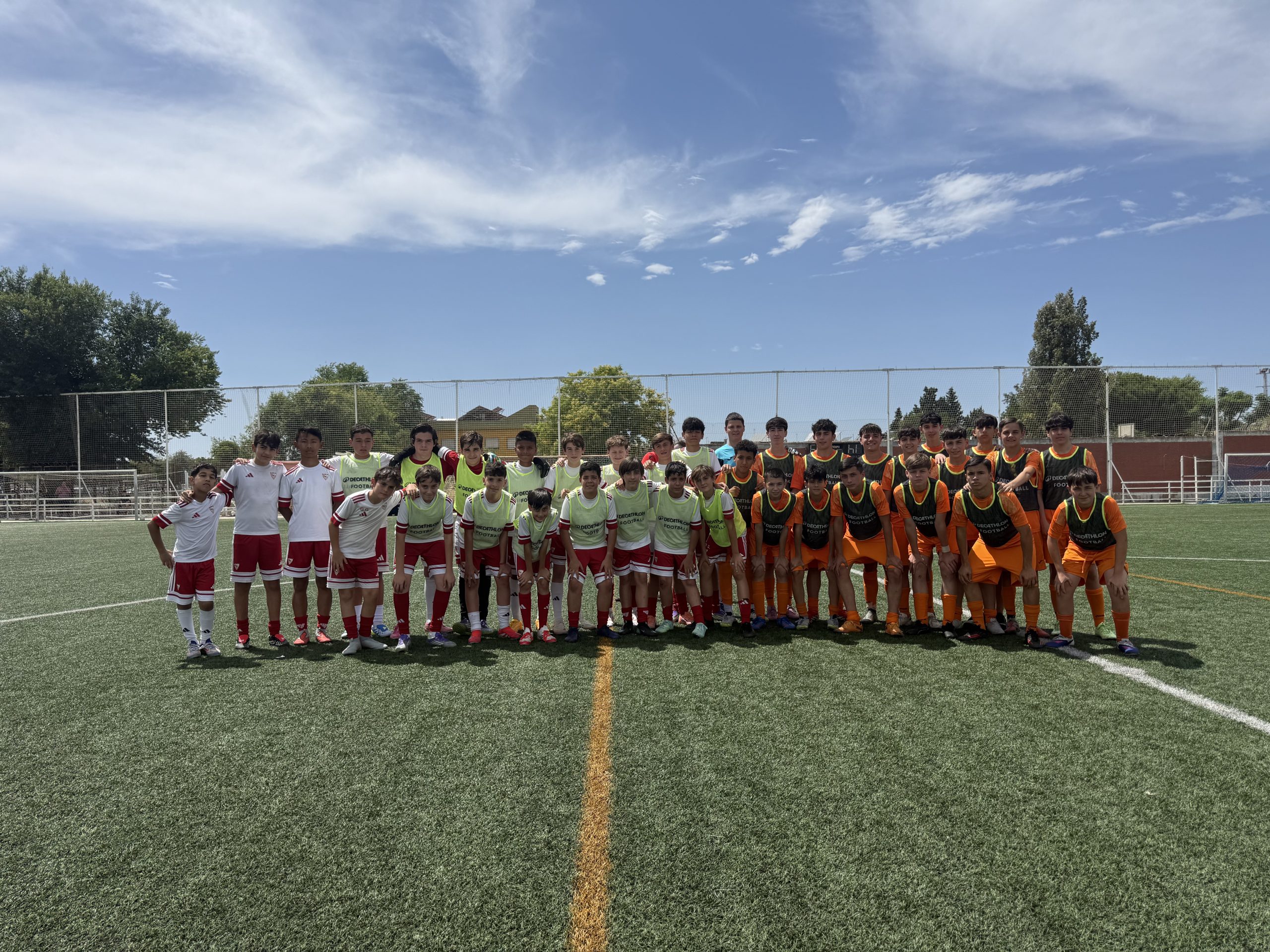La Sevilla FC Academy participa en el Torneo DKT Tour organizado por Decathlon
