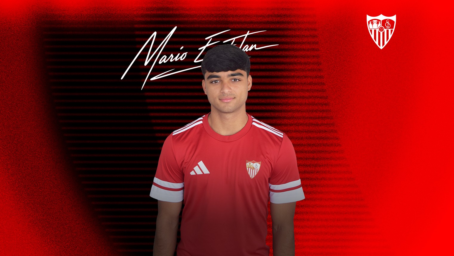 Estefan Mario renueva con el Sevilla FC